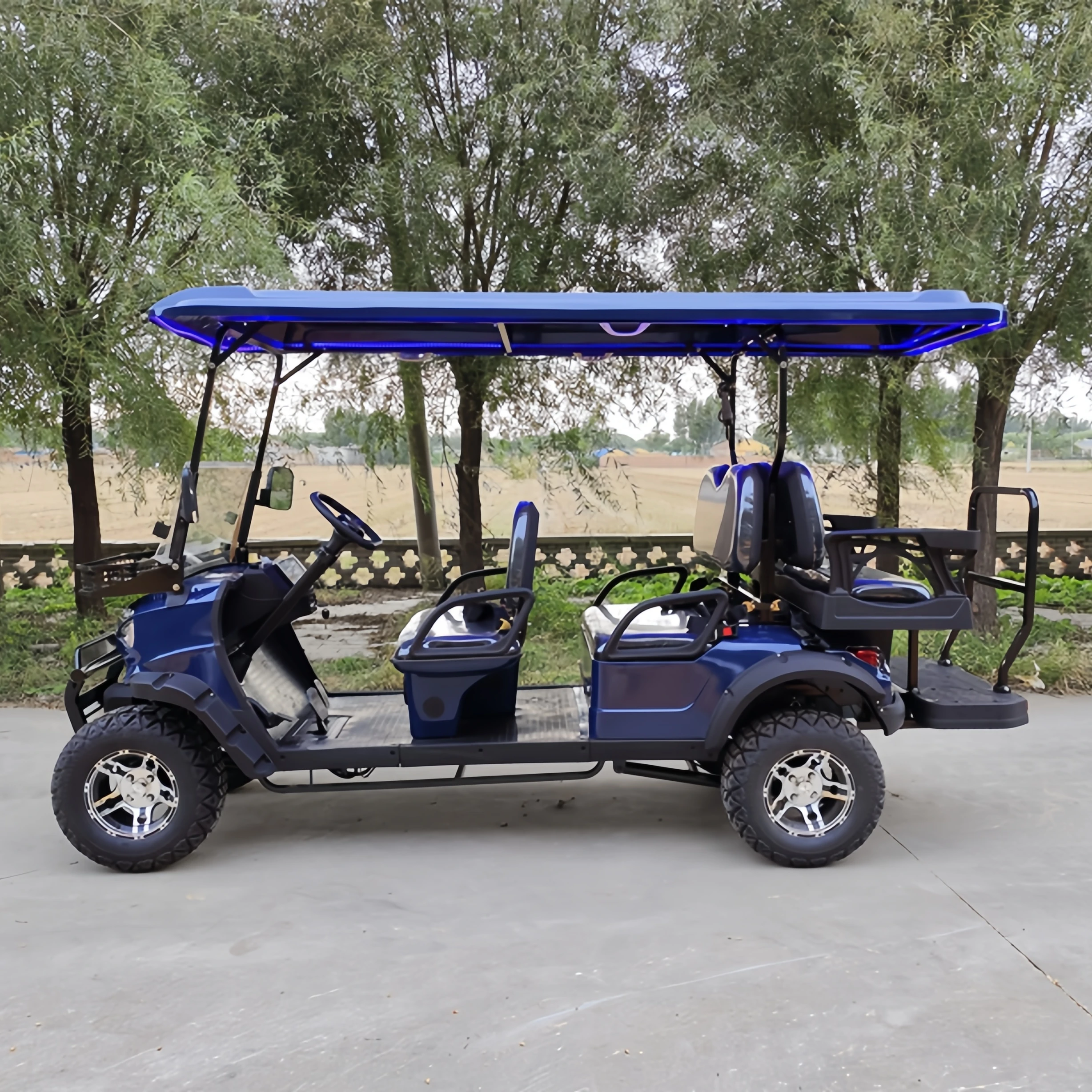 Classic Steel 4x4 Golf Cart with 8 Seats 48V Battery Voltage for Golfers of All Levels