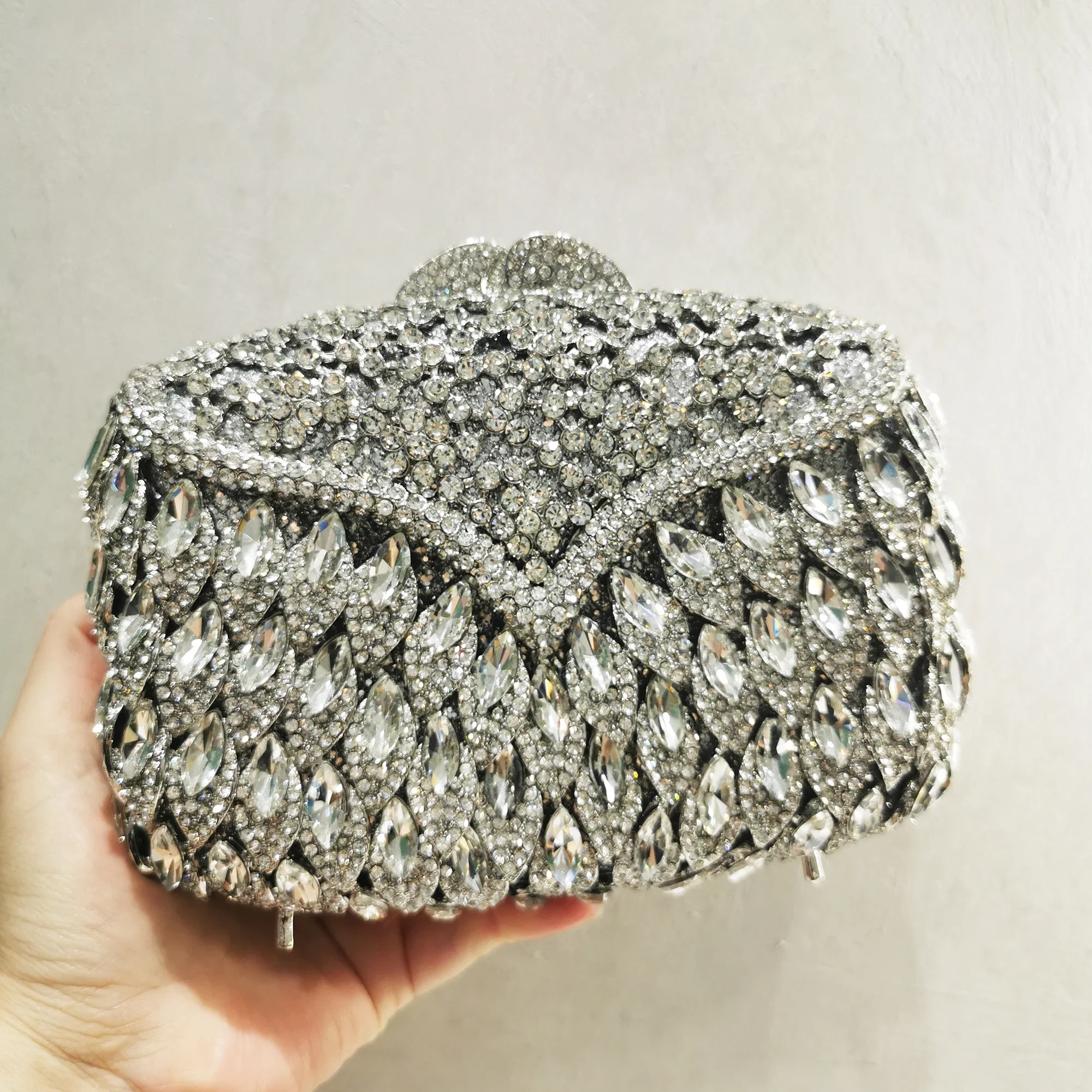 

XIYUAN Silver Blue Gold Woman Diamond Evening Bag Crystal Banquet Party Metal Handbag Elegant Wedding Bridal Dinner Clutch Purse