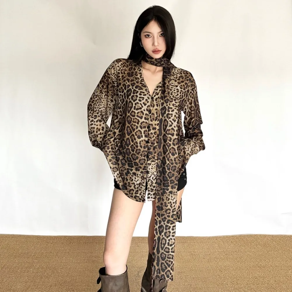 

SylCue Leopard Print T-Shirt Women Autumn Trend Deep V-Neck Long Sleeve Ribbon Design Hot Girls High Street Wild Style Clothing