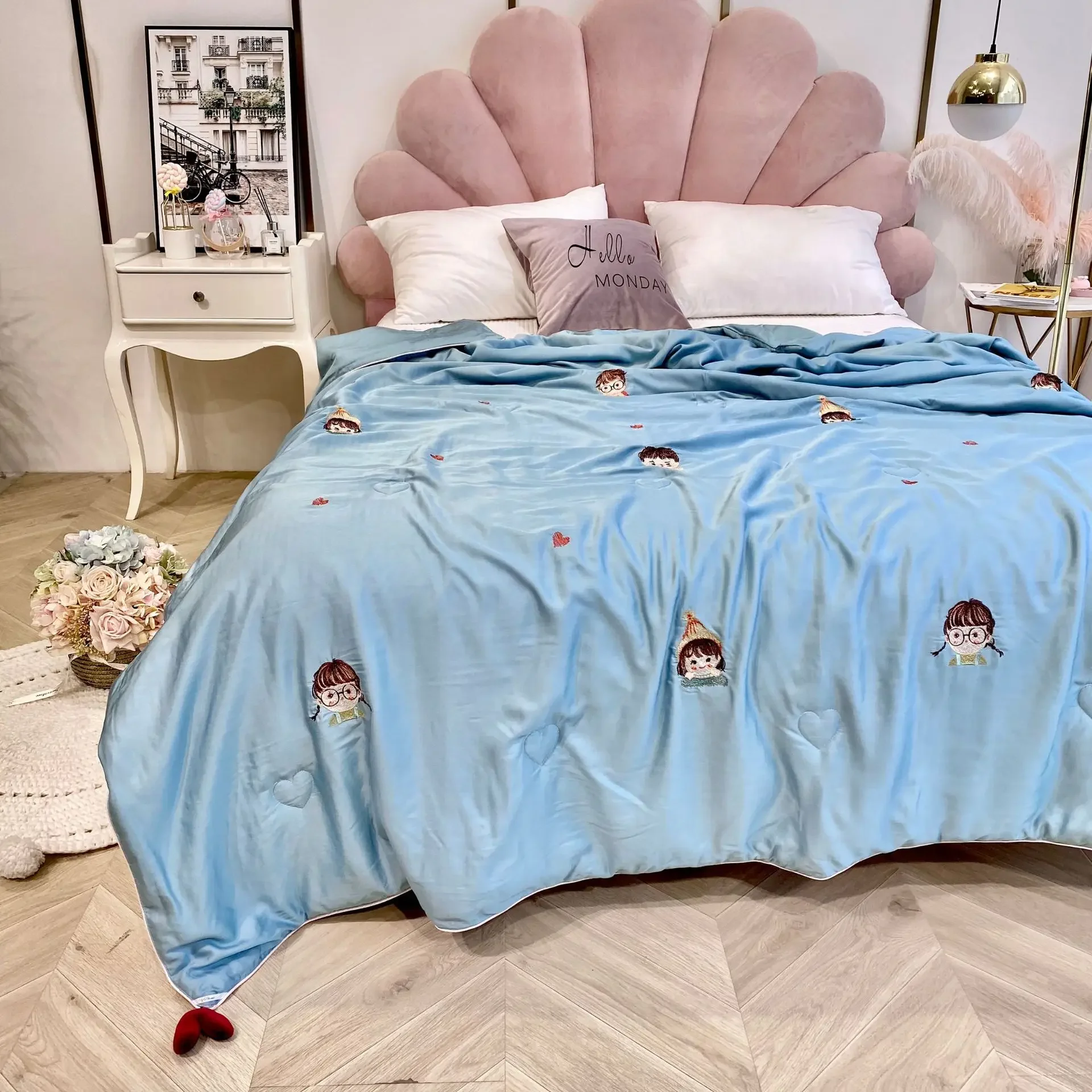 Silk Summer Air Conditioning Quilt Embroidery Heart Cute Thin Quilt with Bow-knot Cool Comforter Full King Blanket bedding set