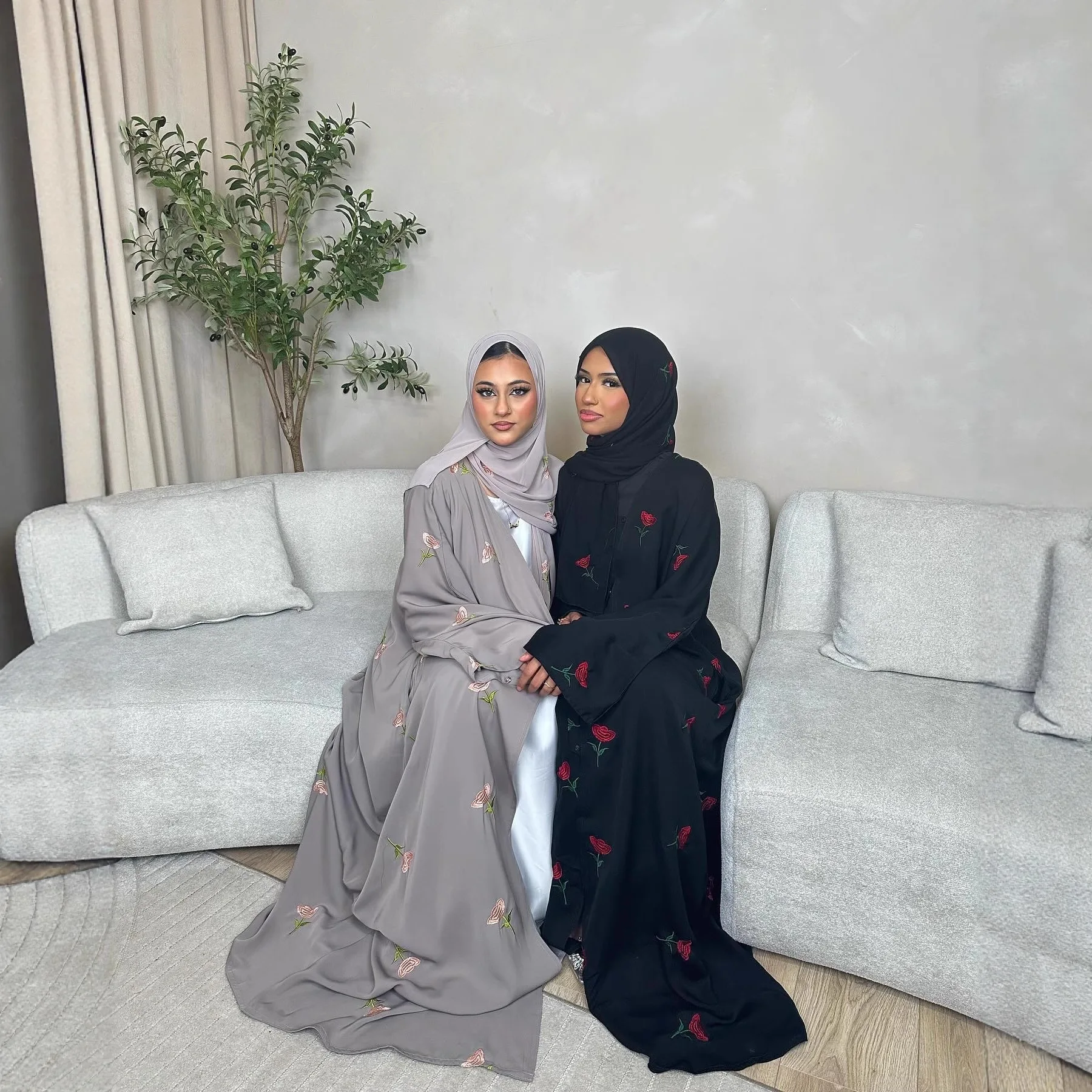 

Женский кардиган-абайя с цветочной вышивкой, повседневный, модный, простой, базовый, для мусульманок Ближнего Востока, новая женская одежда 2026 года