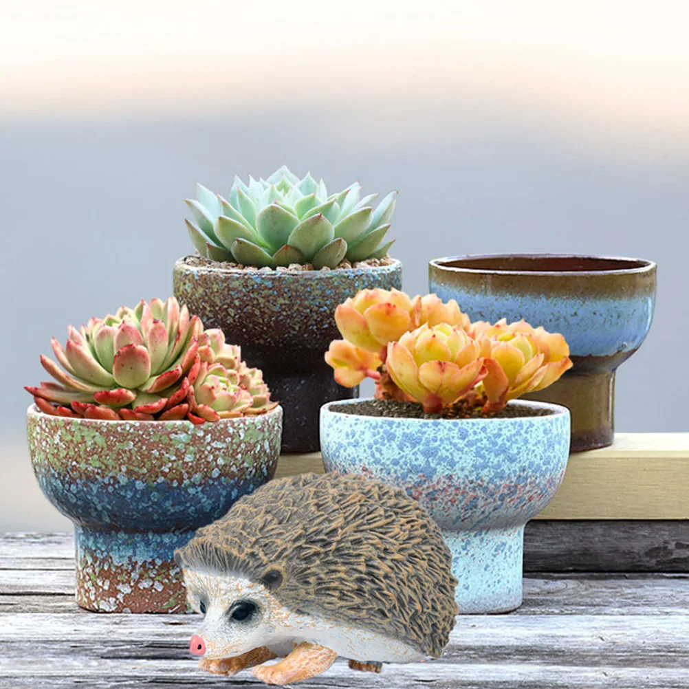 

2Pcs Hedgehog Garden Statue Refreshing Outdoor Decor Lightweight Hedgehog Sculpture Bonsai Animal Ornament Decorative Model