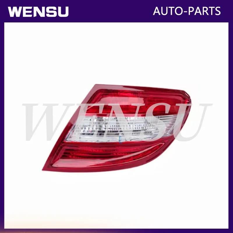 LED Tail Light Tail Lamp Assembly For Mercedes Benz W204 C180 C200 C220 C260 C280 C300 2011 2012 2013 2014 2049060503 2049060203