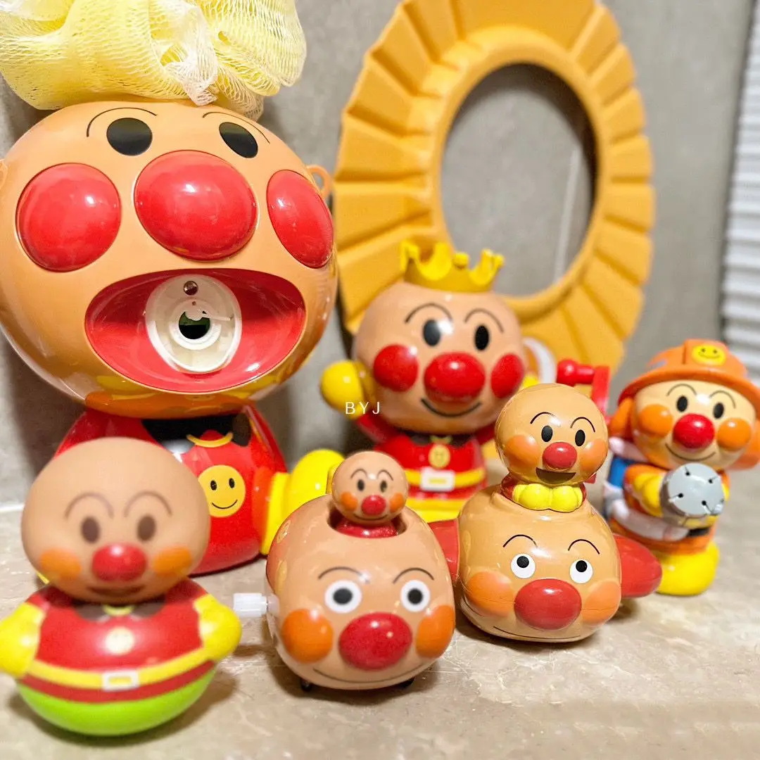 

Japanese Anime Anpanman Bath Toy Hand Cranked Water Spray Gun Floating Boat Interesting Swimming Pool Toy Bathing Companion Toys