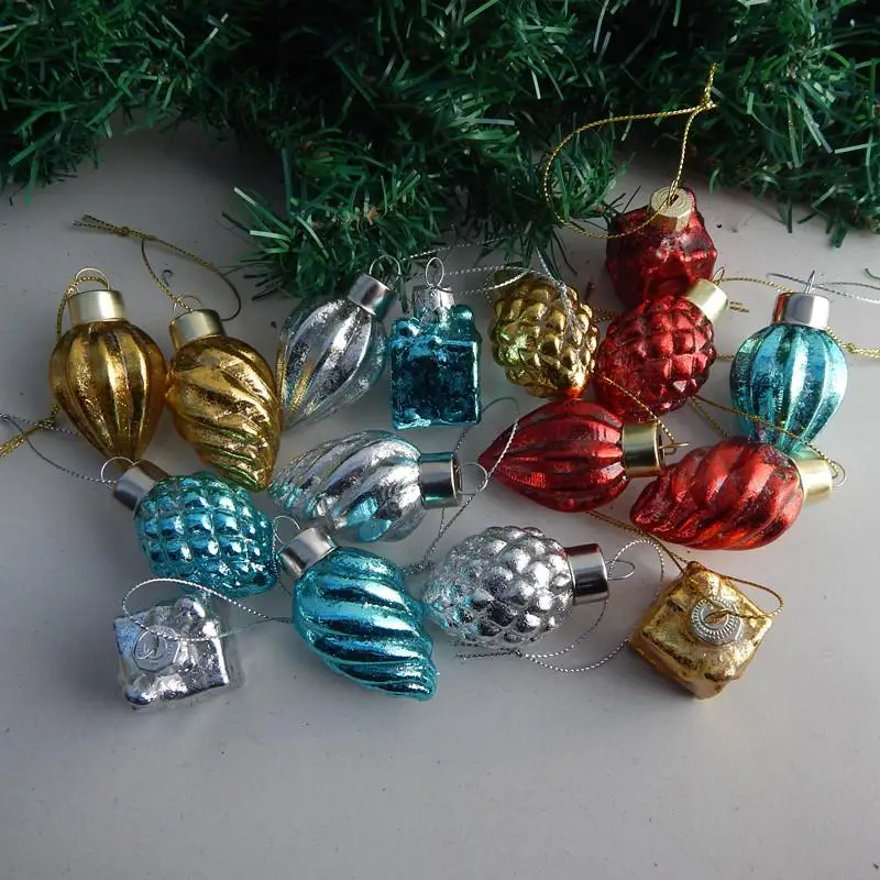 

Мини-подвеска из стеклянного шара Alien