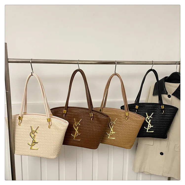 ​ ​ Bolsa de ombro de grande capacidade para mulheres 2025 nova, espaçosa bolsa de trabalho de couro PU e bolsa crossbody com zíper para escritório ​