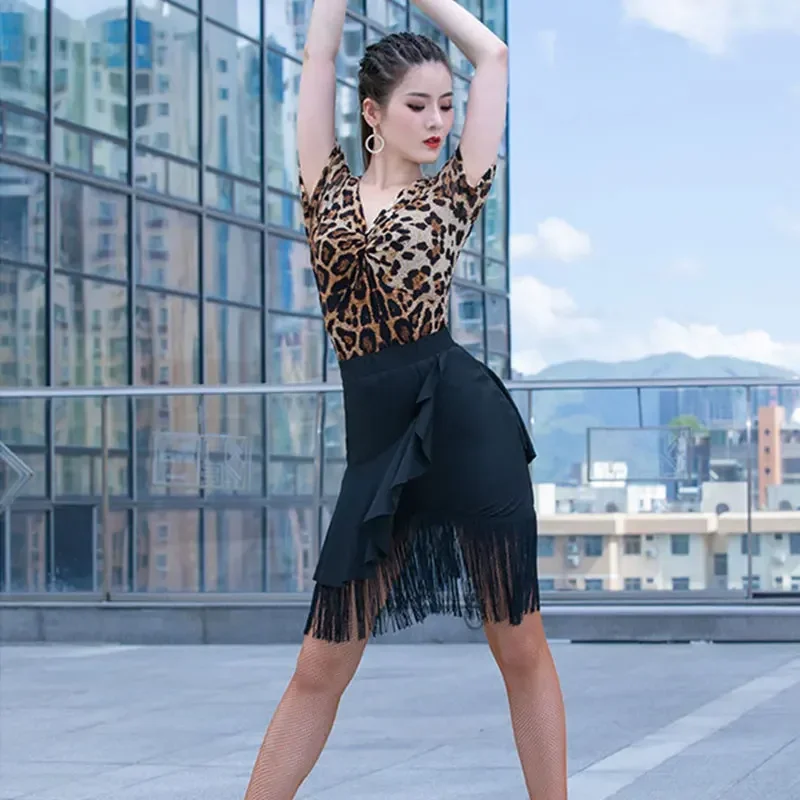 تنورة رقص نسائية بتصميم شرابة اللوتس تنورة لاتينية سوداء ممارسة القماش سامبا تانجو تشا أداء الرقص MN3