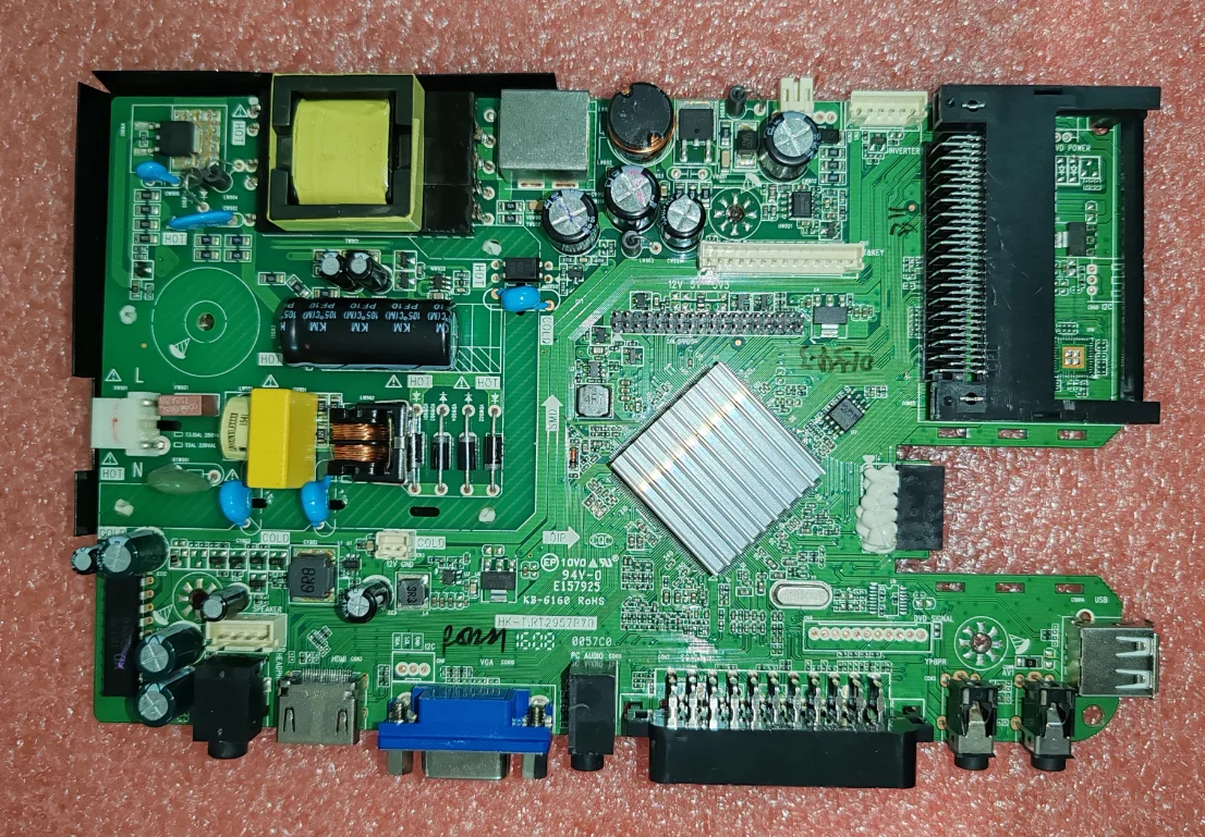 HK-T.RT2957P70  Three in one TV motherboard physical photo tested well for  36--38V  260MA