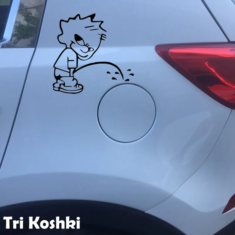 Tri Koshki KT052 Peeing Boy Funny Car Sticker Vinyl Decals Reflective Sticker on Car Fuel Tank Cap Motorcycle Wall Laptop Door