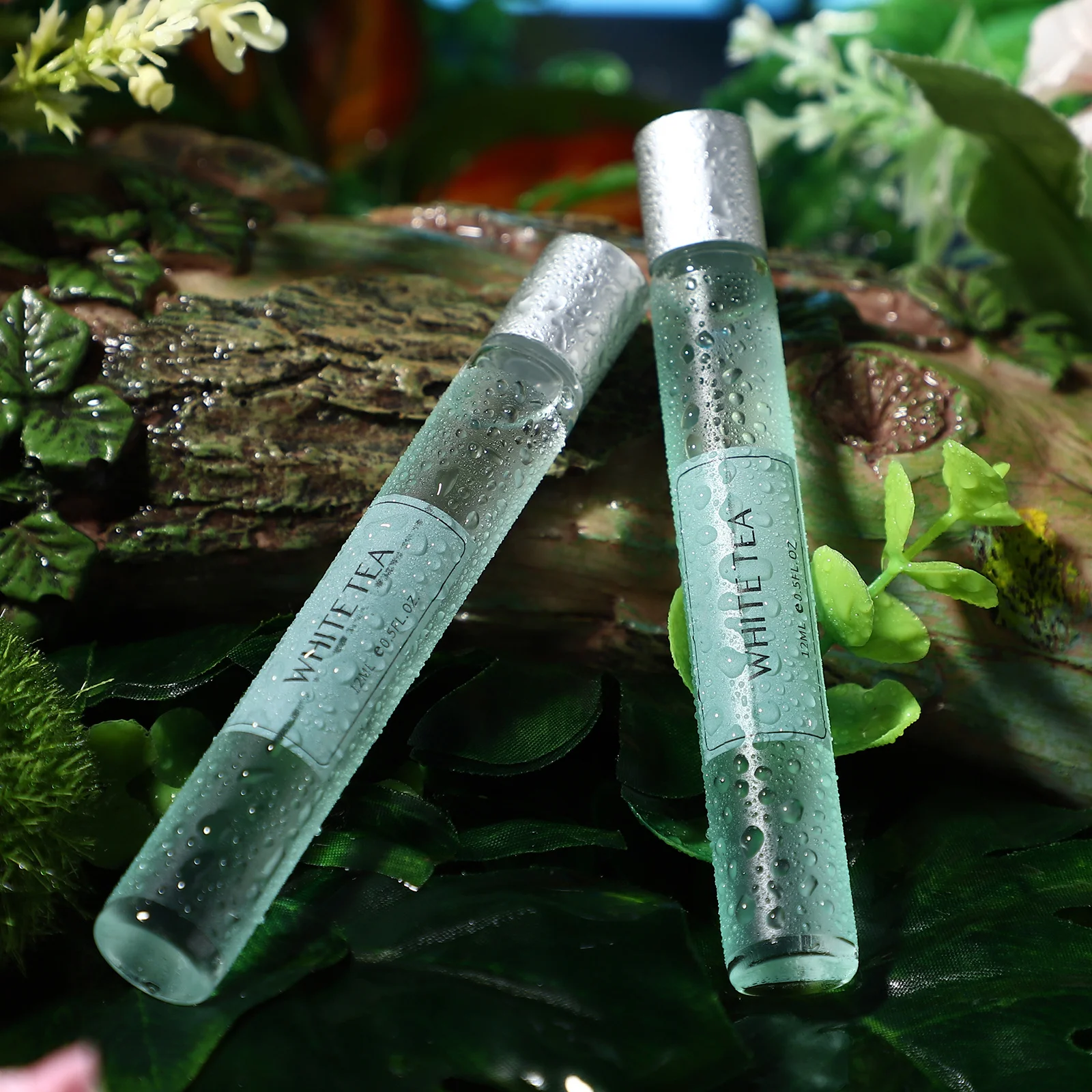 

2pcs White Tea Perfume Long Lasting Fresh Scent Women Men Daily Body Fragrance Portable Size Compact Design Ears Neck Arms Hair