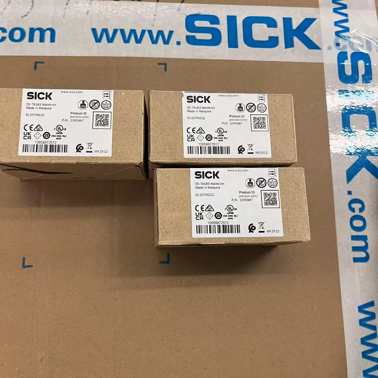 

sick original GL10-P4212 1065887 SMALL PHOTOELECTRIC SENSORS new in stock