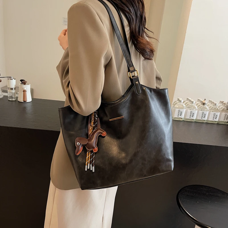 

Women Vintage Shoulder Bag PU Leather Retro Tote Handbag Large Capacity Slouchy Tote Purse Female Travel Work Bag