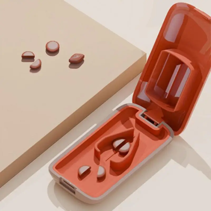 Portable Plastic Medicine Pill Holder Useful Tablet Cutter Splitter Pill Case Storage Box Pill Tablet Cutter Divider