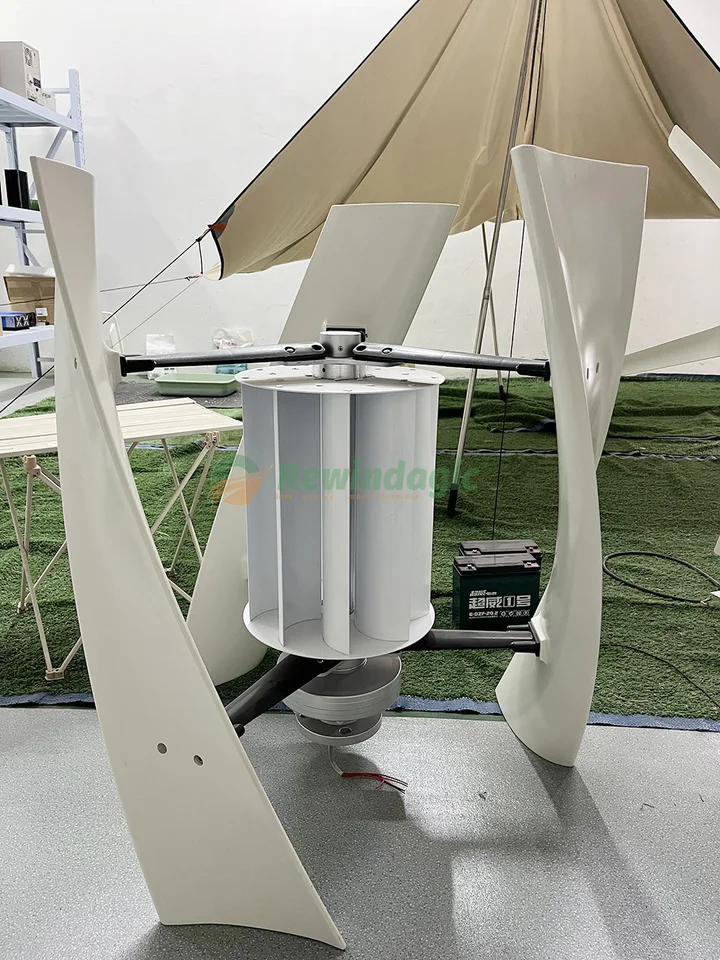 Produktbild von 10000W Vertikal-Windkraftanlage – Geräuschlos, 12V/24V/48V/220V, Mit Controller & 3 Fiberglas-Blättern – Für Familie & Garten