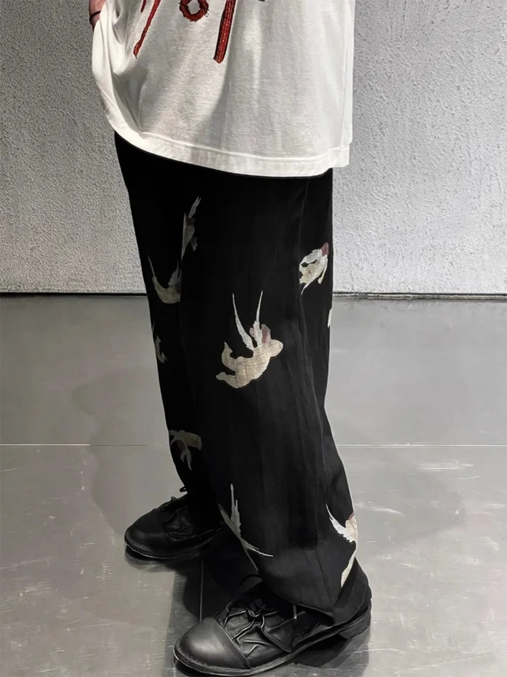 High Street Pants Men's Japanese Angel Pattern Printed Design Stylish Linen Blended Loose Streetwear Pants Men Clothing