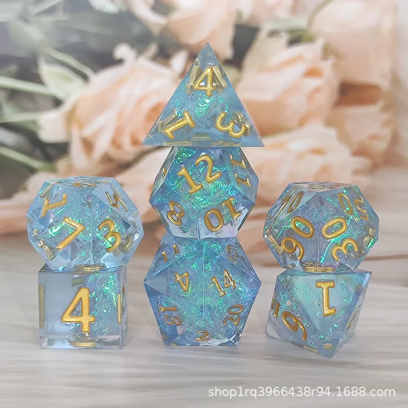 

Pointed transparent resin dice Cthulhu running group 7-piece set DND board game multi-sided digital dice factory direct sales