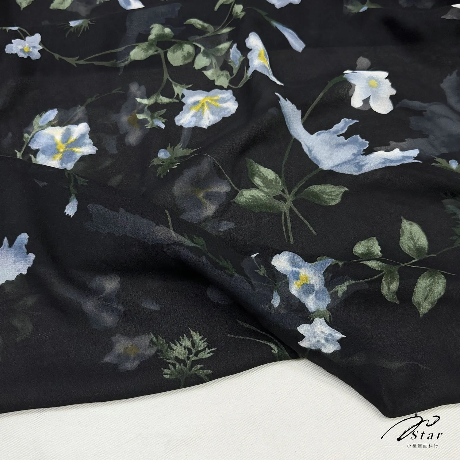 14 Momme Silk Fabric Black Blue Small Floral Silk Scarf Silkworm Silk Satin Fabric