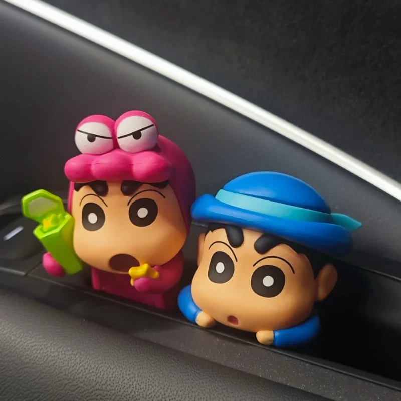 New Crayon Shin-Chan Blind Box Animation Figurine Hippers Mobile Phone Car Decoration Figurine Pendant Gift Anime Periphera Gift