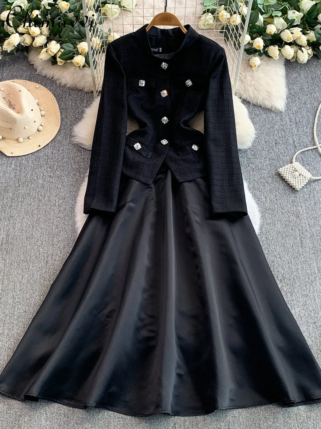 

French Hepburn Style Elegant Retro Round Neck Long Sleeve Diamond Single Breasted High Waist A-line Long Black Dress for Women