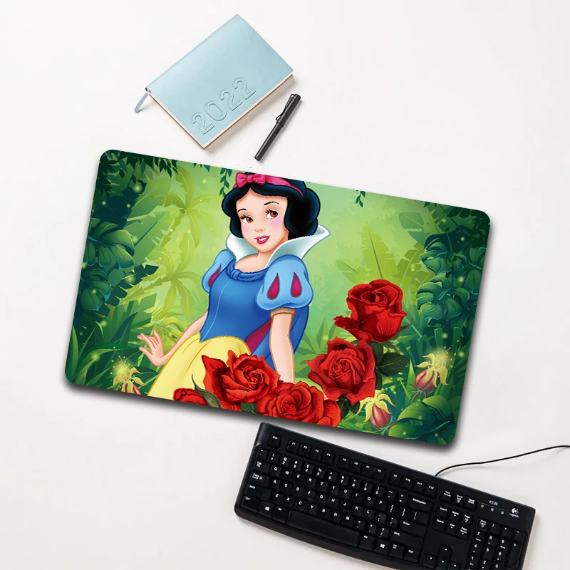 

Disney Snow White with Red Roses Mouse Pad Large Non-slip Waterproof Desk Mat for Laptop Office