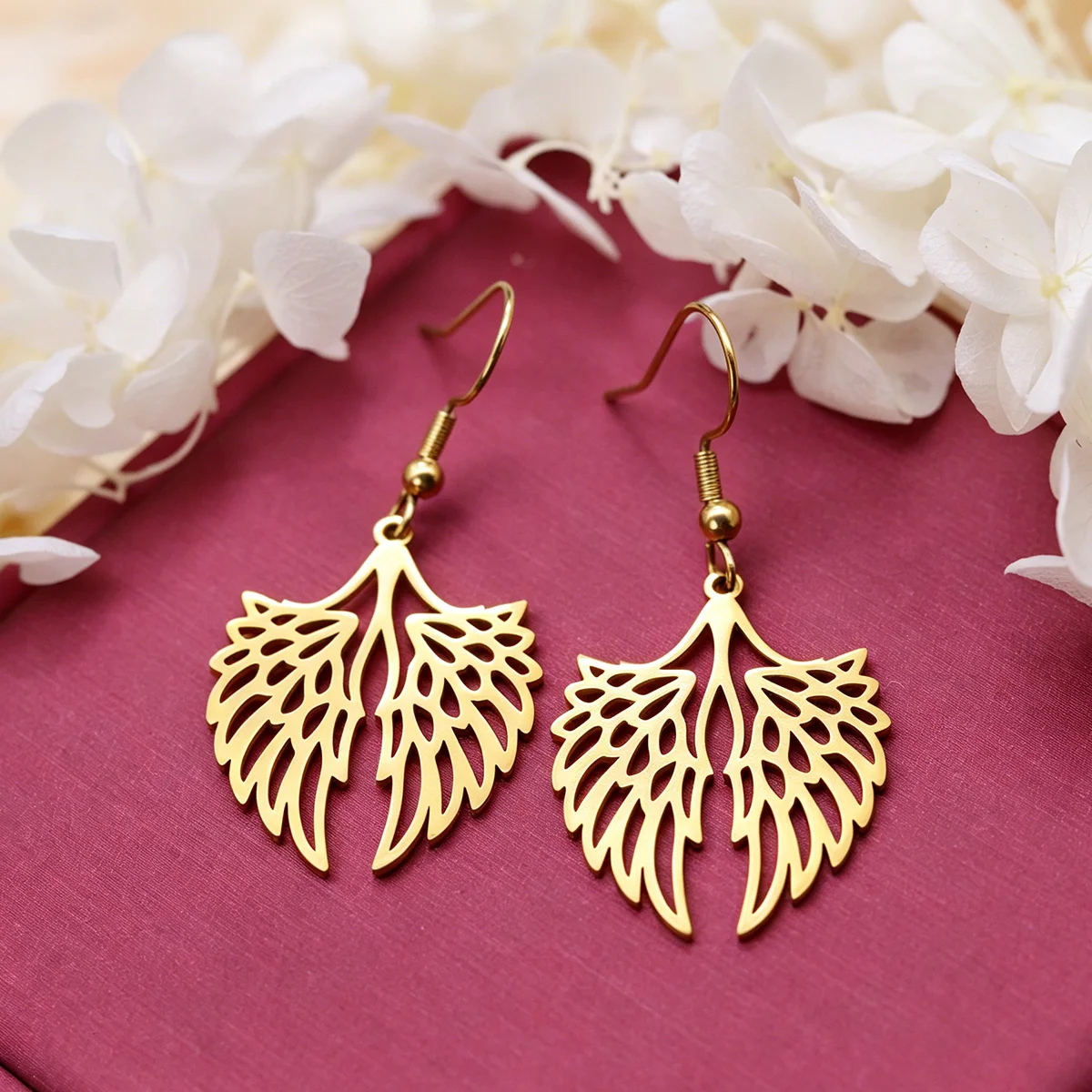 QIAMNI Delicate Angel Wing Feather Dangle Earrings Jewelry for Women Stainless Steel Piercing Drop Earring Wedding Party Gifts