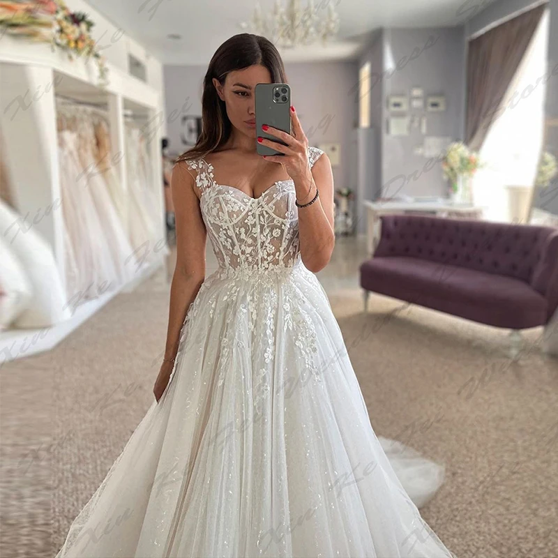 Beautiful Lace Appliques Wedding Dresses Luxury A-line Sexy Mermaid Off Shoulder Sleeveless Long Fluffy Mopping Bridal Gowns