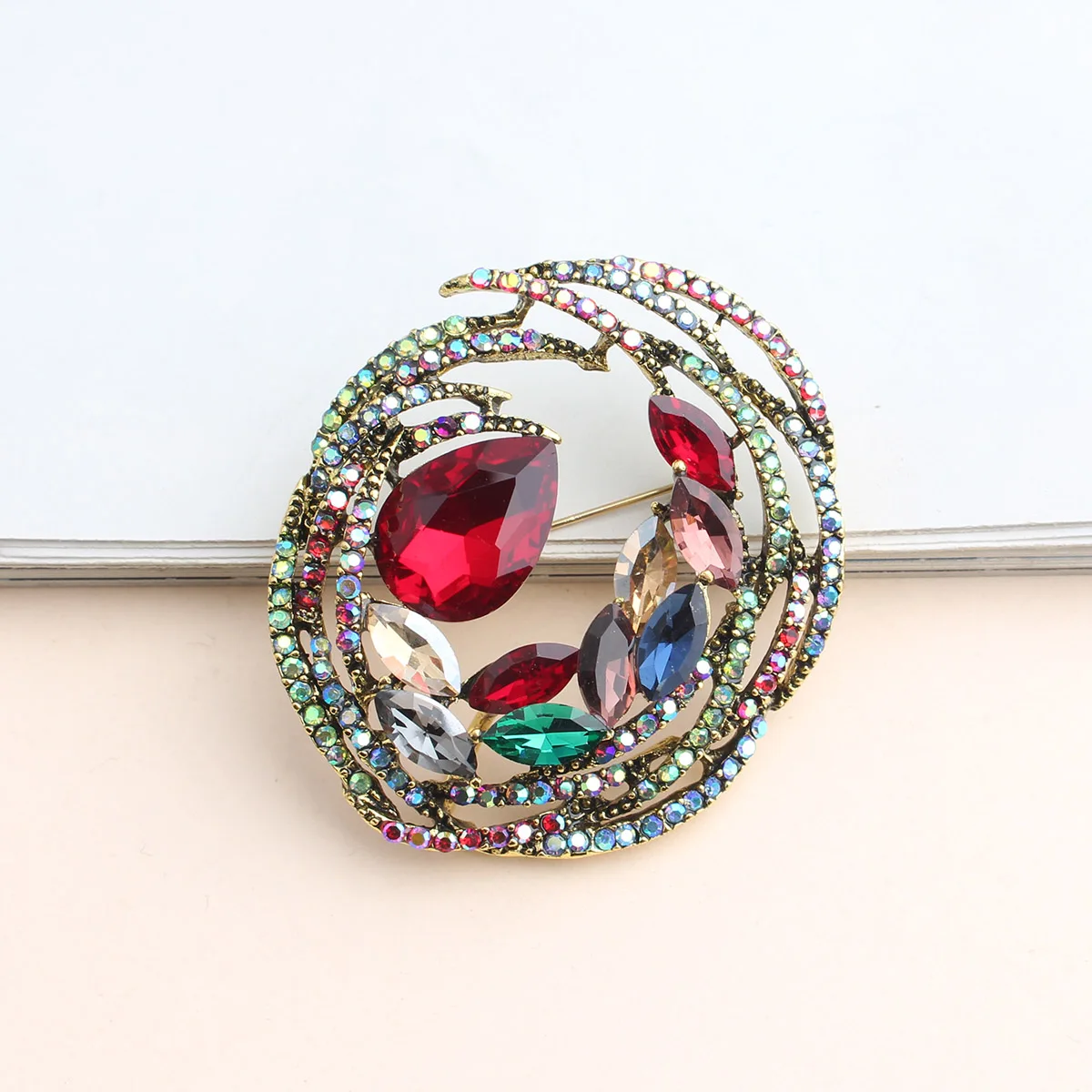 Europe And Usa Popular Brooch Color big glass brooch christmas brooch women clothing accessories