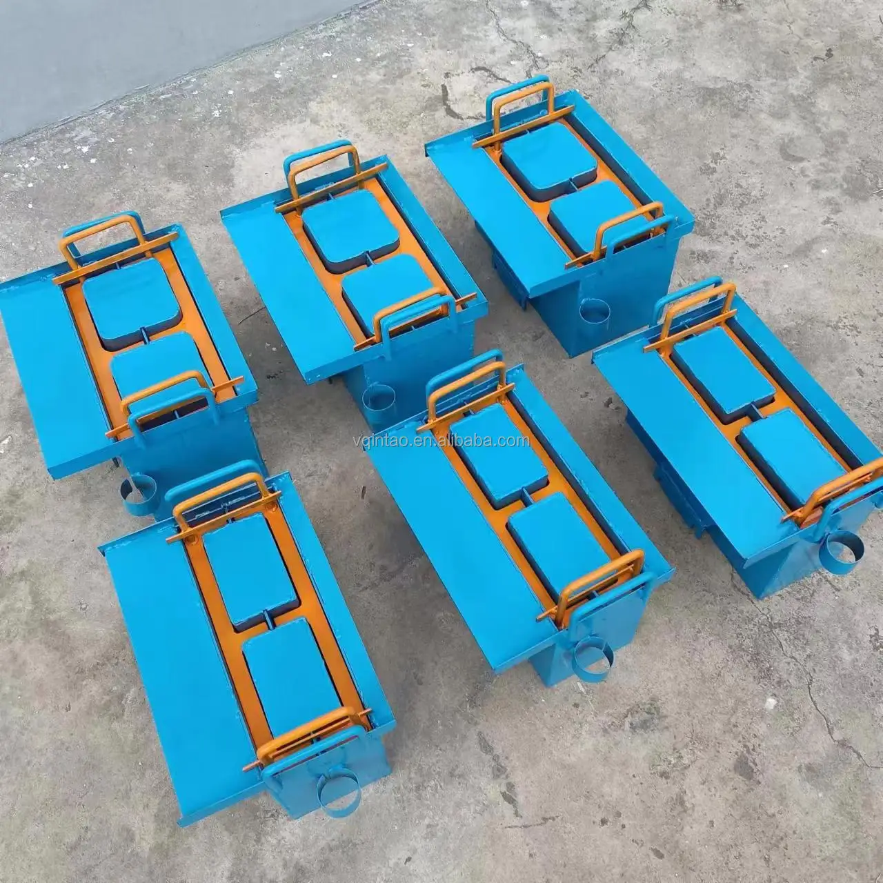 A Variety of Molds for Cement Brick Machines Can Be Customized. They Are Sold in Mexico at Low Prices