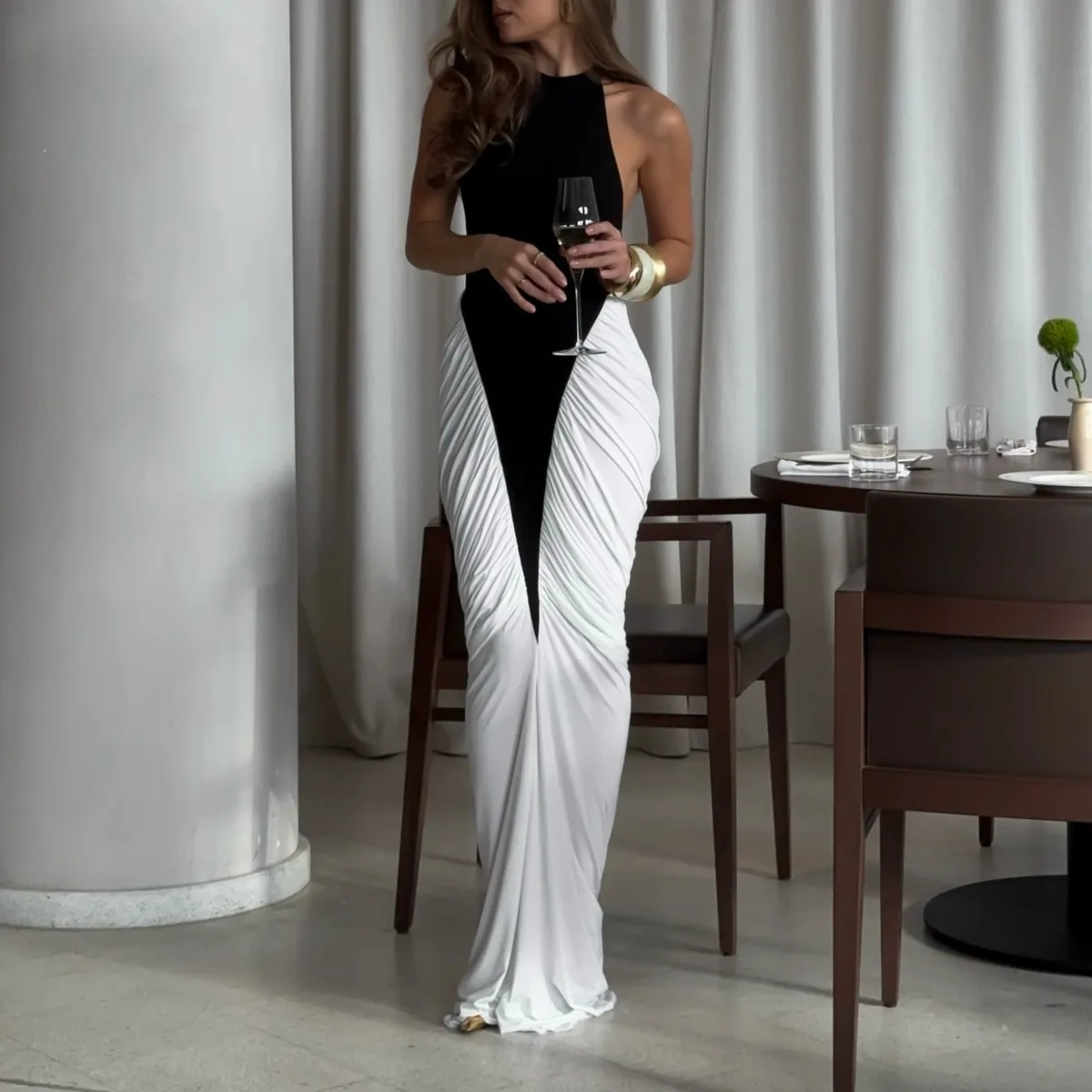 Suknia wieczorowa KWTX 2026, elegancka satynowa plisowana czarno-biała sukienka bodycon, seksowny luksusowy design, na wiosnę, lato, na wieczór.