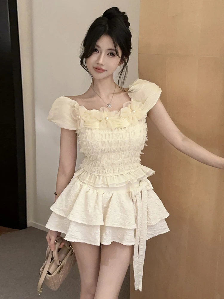 Sweet Fitted Cake Skirt Set with Pearl Embellied Top And High Waist Layered  Dr Tee Piece Women's Faion Ensemble