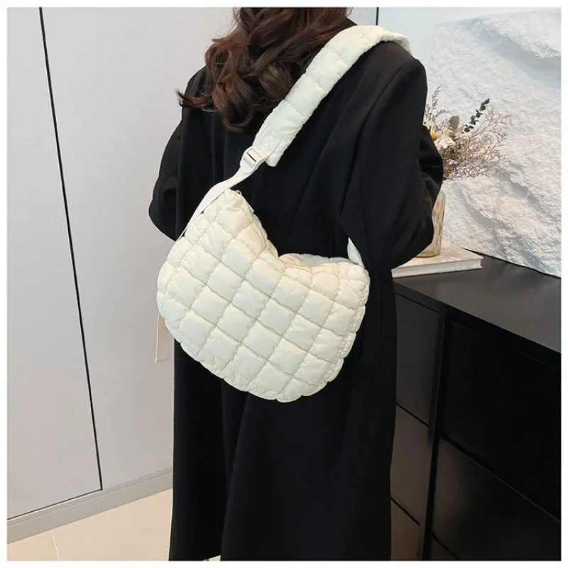 

Elegant Ladies Leather Shoulder Bag, Women Crossbody Messenger Handbags, Popular Classic Design Luxury Brand Tote