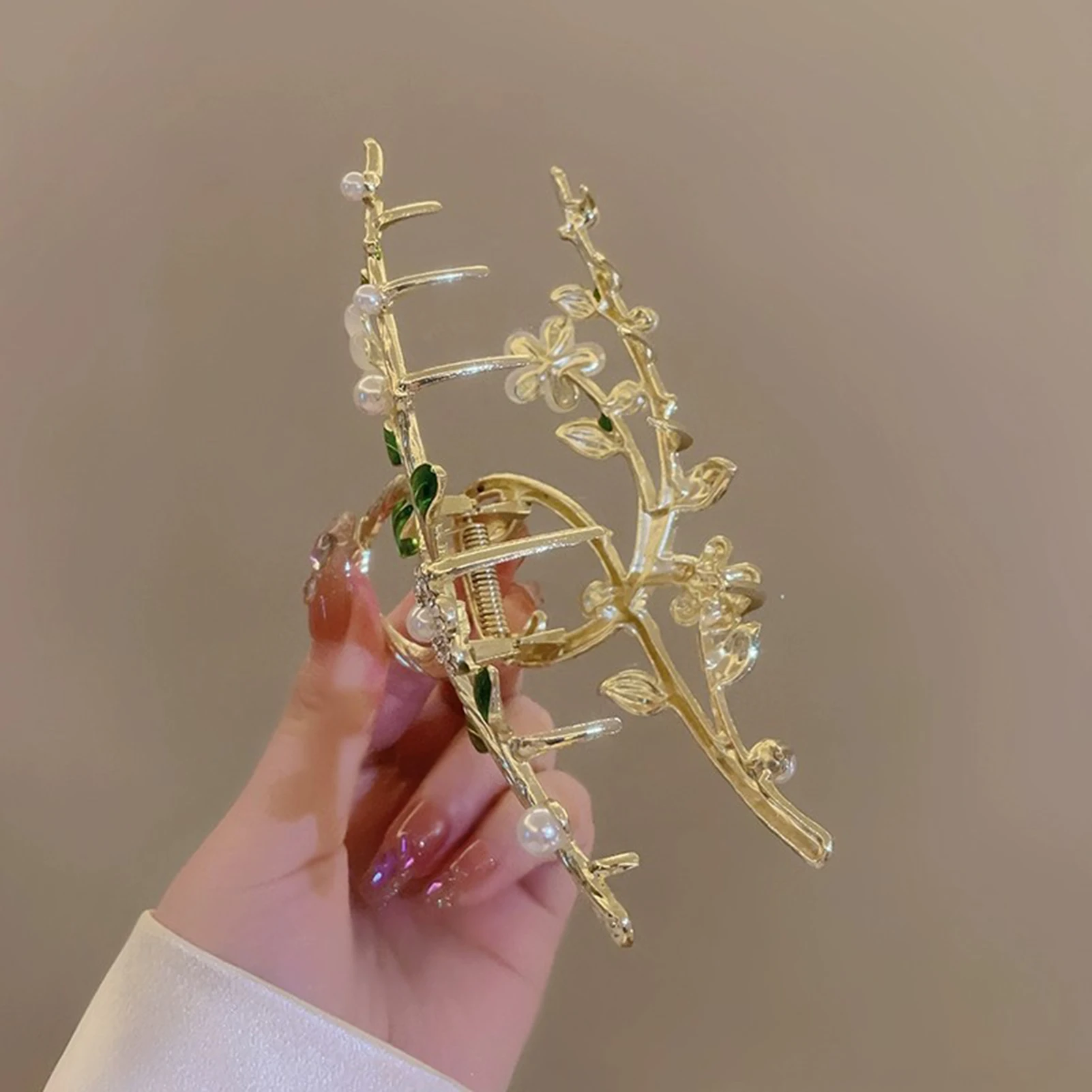 Thumbnail 4 - #77 Best Decorative Hair Clips to Buy In 2026