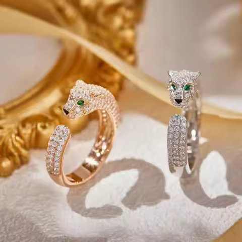 Designer Collection Style Narrow Ring Women Lady S925 Silver Paved Cubic Zircon Plated Gold Color Leopard Panther Head Jewelry