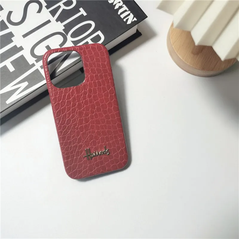Luxury Business Metal Letters Couple Hard Case For Iphone 15 14 11 12 13 Pro Max 7 8 Plus Xr X Xs Animal Leather Cover Fundas