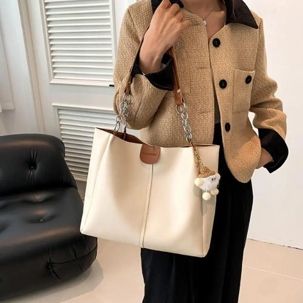 

Versatile PU Women Shoulder Bag Alloy Chain Solid Color Handbag Large Capacity Anti-splash Water Commuting Tote Bag for Office