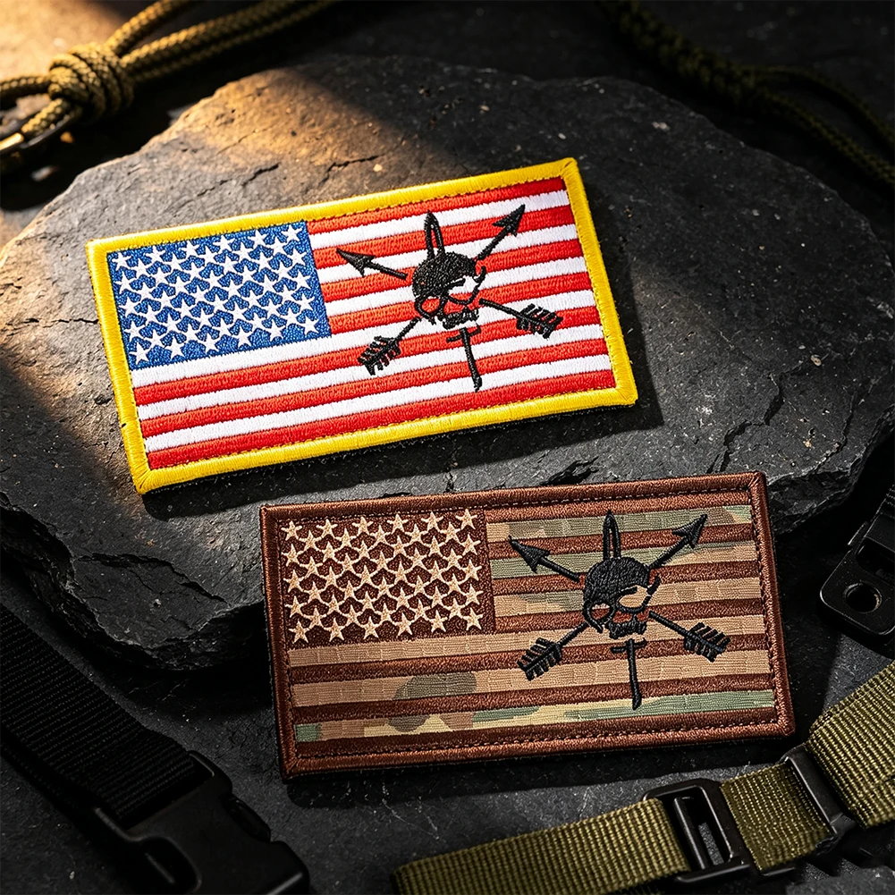 Amerikanische Flagge, Totenkopf, Pfeile, besticktes Moral-Aufnäher-Abzeichen mit Klettverschluss für Rucksack, Weste, Mütze, Jacke, Outdoor-Militärausrüstung, Dekoration – Detail 1