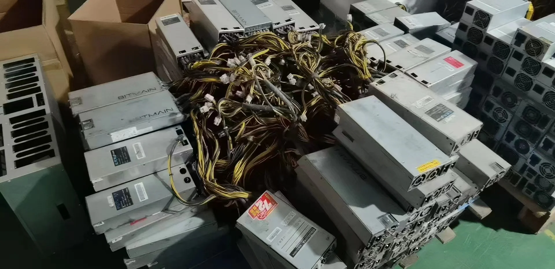 ใช้แหล่งจ่ายไฟหูฟังไร้สาย1U 1600W หรือ1800W PSU เหมาะสำหรับฟิวชั่น X7 A6 X6 antminer S9 L3 +