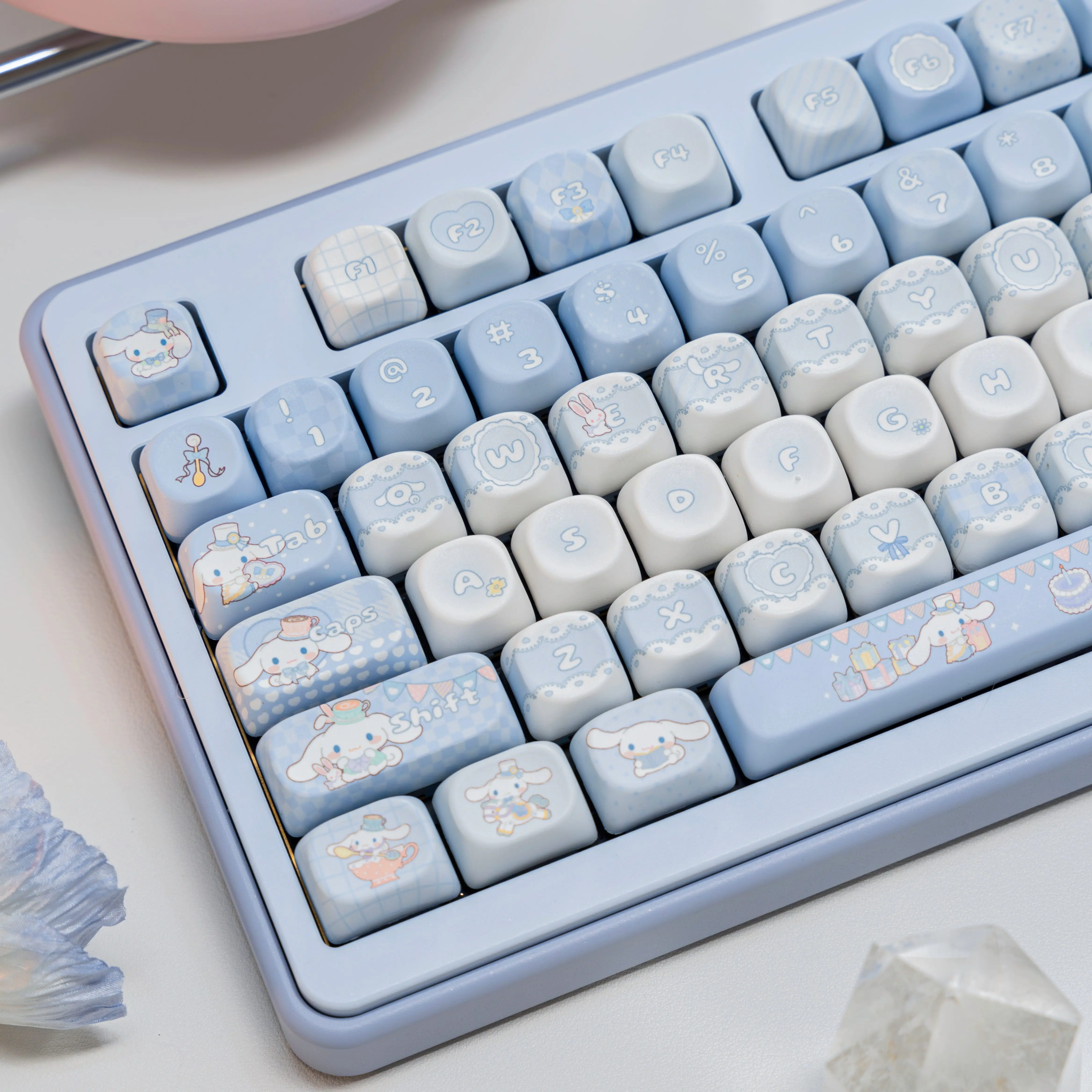 

Jade cinnamon dog Sanrio MOA cute Q cute keyboard keycap tarantula Mai from magnetic axis blue