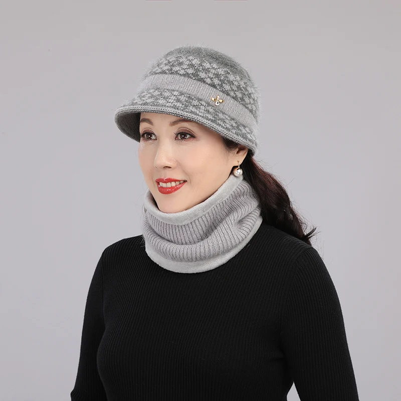 Women's Hat Scarf Set Winter Keep Warm High Quality Beanies And Loop Scarf 2 Pieces Set Mother's Gift