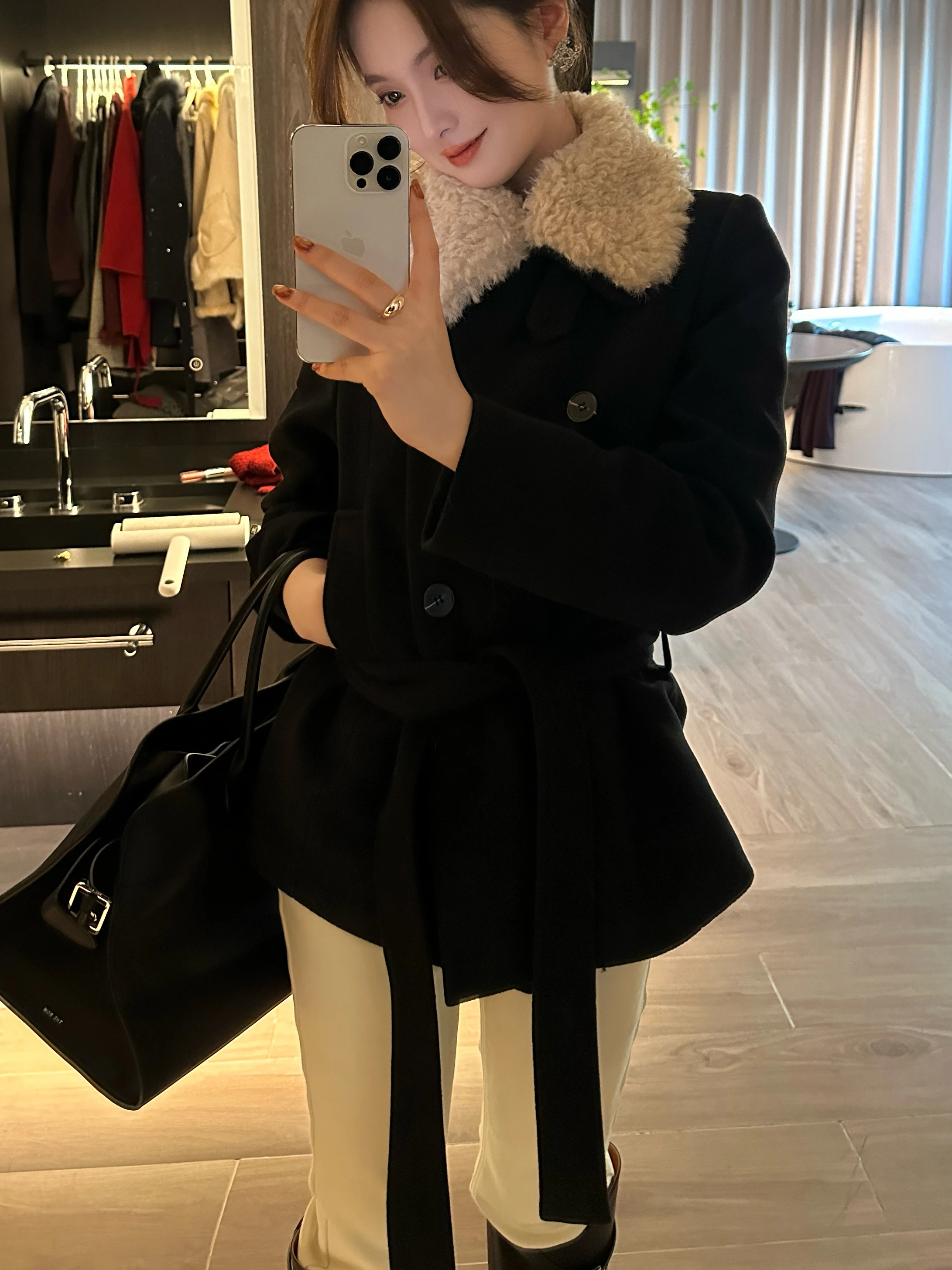 

LZY Sle Patchwork Collar Thiened Fce Lined Du down Jaet Warm Ele Woolen Coat Long Sve Regular Length