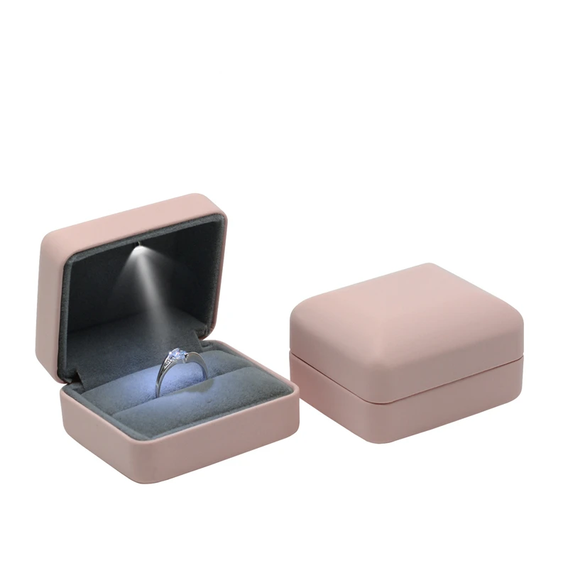 PU Leather Engagement Ring Box For Women Jewelry Pendant Box with LED Light Bracelet Jewellery Case Necklace Display Case