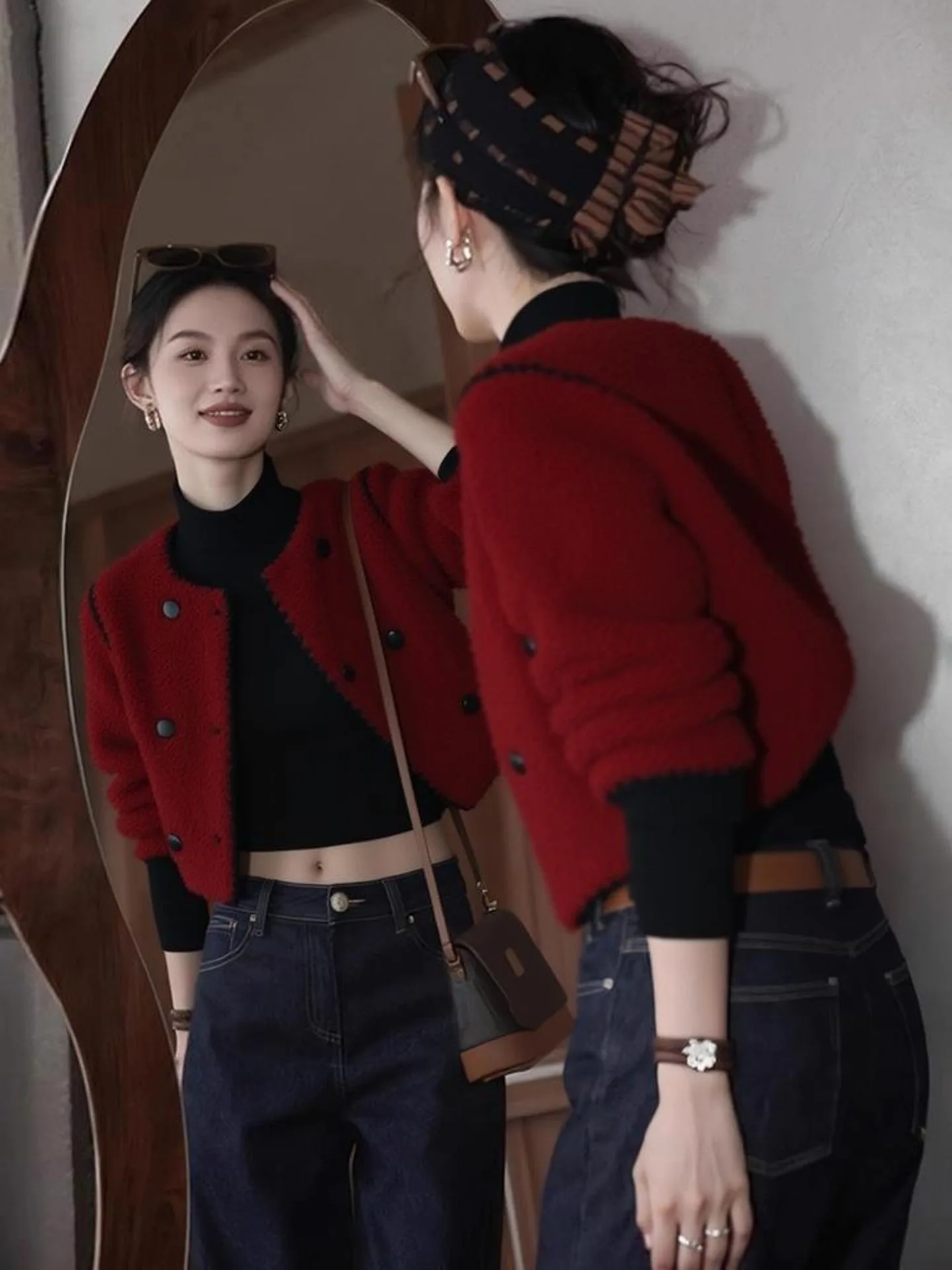 Red Leather Fur Inteated round Ne ort Jaet 2025 Autumn New Sle Casual Versatile Slimming Faion Korean Ladies Coat