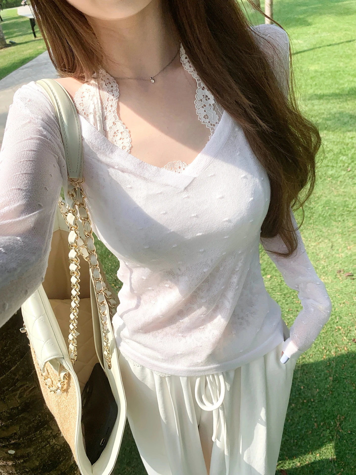 

Spring New Polka Dot See through Women's Lace Chest Pad Tank Top Transparent Desire Feeling Casual Style Long Sleeve V Neck