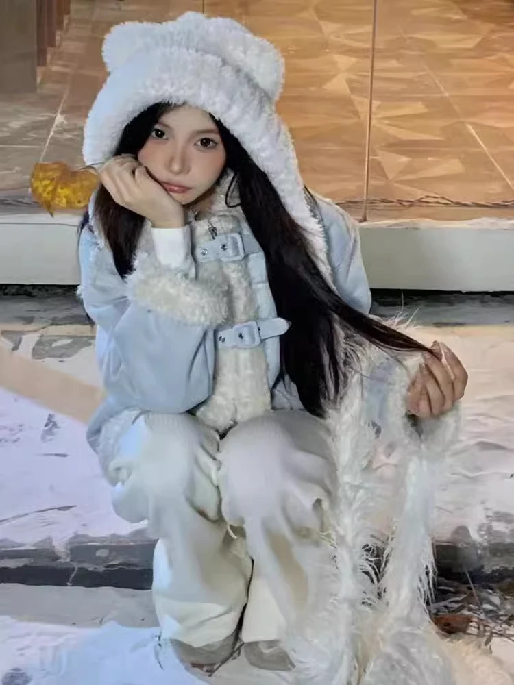 Inverno 2024 Pelliccia di agnello da donna Jaet di media lunghezza Calore Splicing Design High-End Feel Pendolarismo Sle Versione coreana Lungo Sve