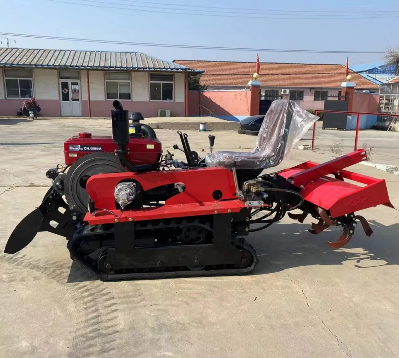 35 Horsepower Riding Track Type Plow Tractor with Rubber Tracks