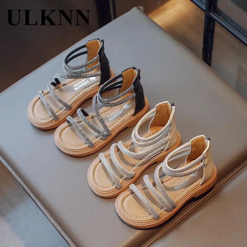 

Girls Roman Sandals New Summer 2023 Children Rhienstone White Flats Shoes Kid's Fashion Rubber Beach Sandalies Princess Girl