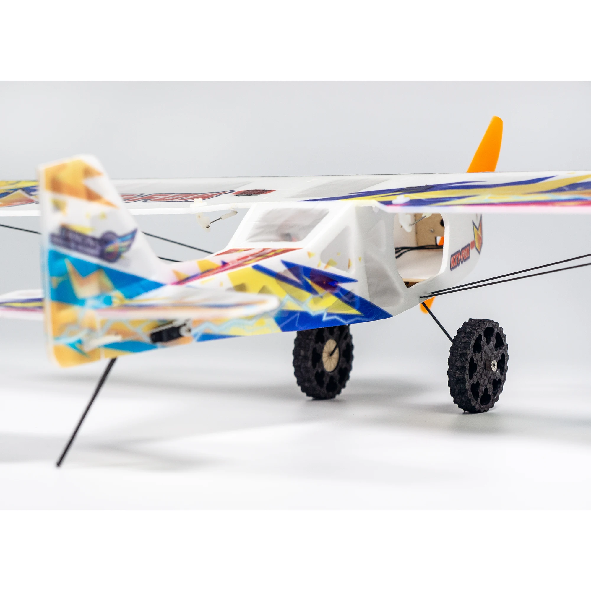 KIT-FOX V2025 RC-Flugzeug-Kit 570 mm, EPP-Schaum-DIY-Montagemodell – Hochleistungs-Miniflugzeug für Anfänger und Bastler – Detail 9
