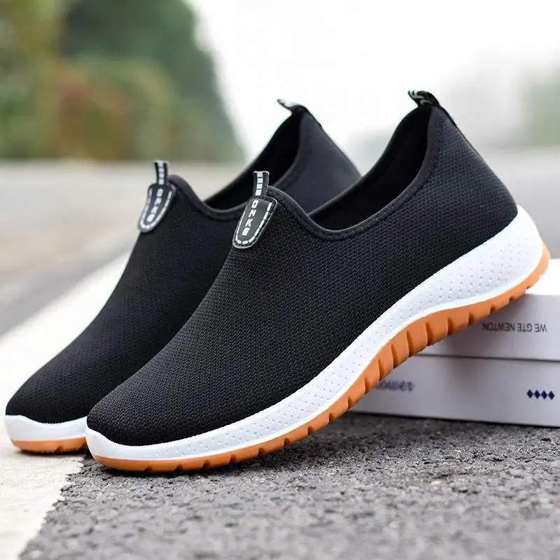 2025 Men's Sneakers Breathable Casual Shoes Lightweight Cloth Shoes Outdoor Non-Slip Loafers Slip on Soft Sole Men Running Shoes
