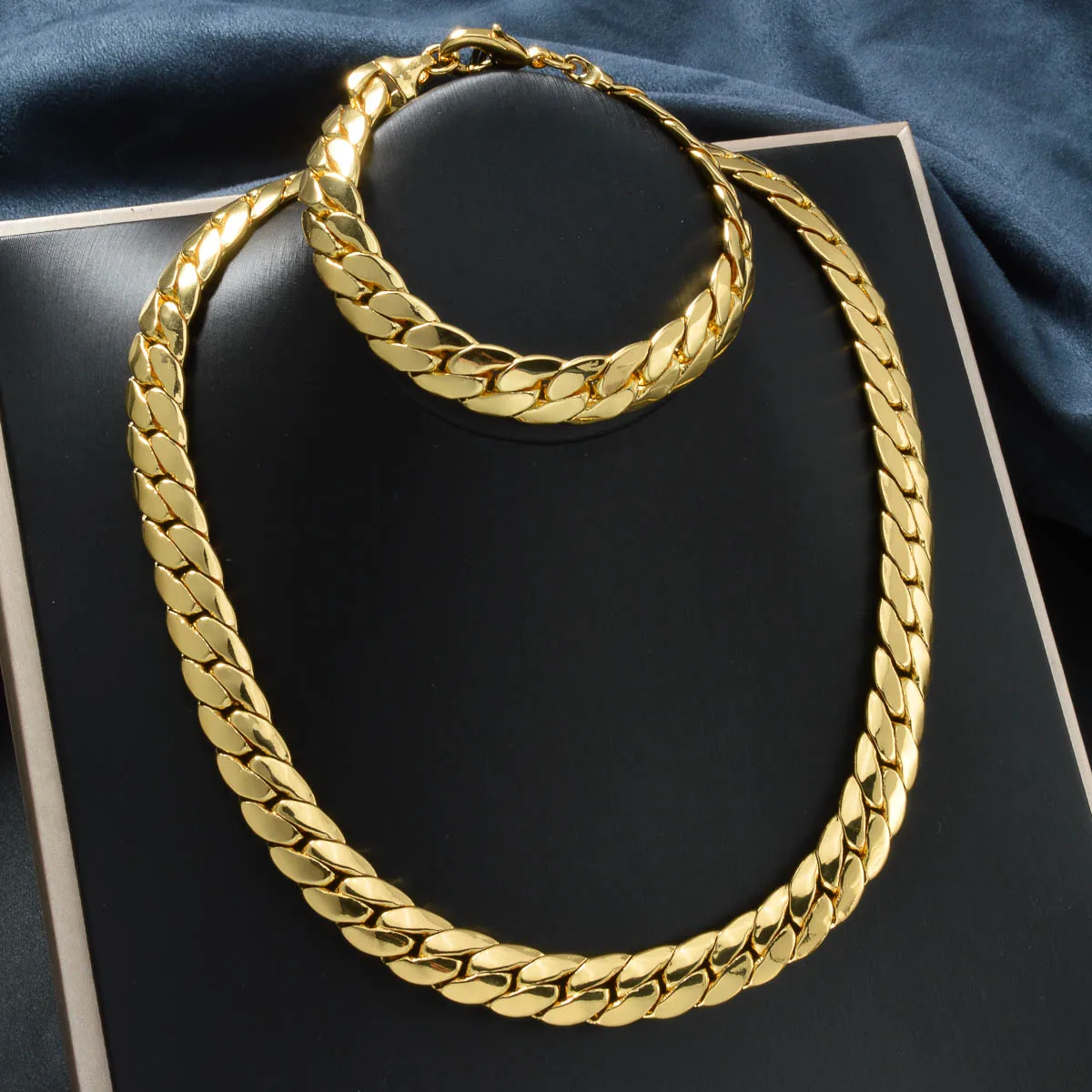 

Gold Plated Copper Cuban Chain Necklace Bracelet Set for Men Hip Hop Streetwear Trendy Unisex Jewelry Gift for Him