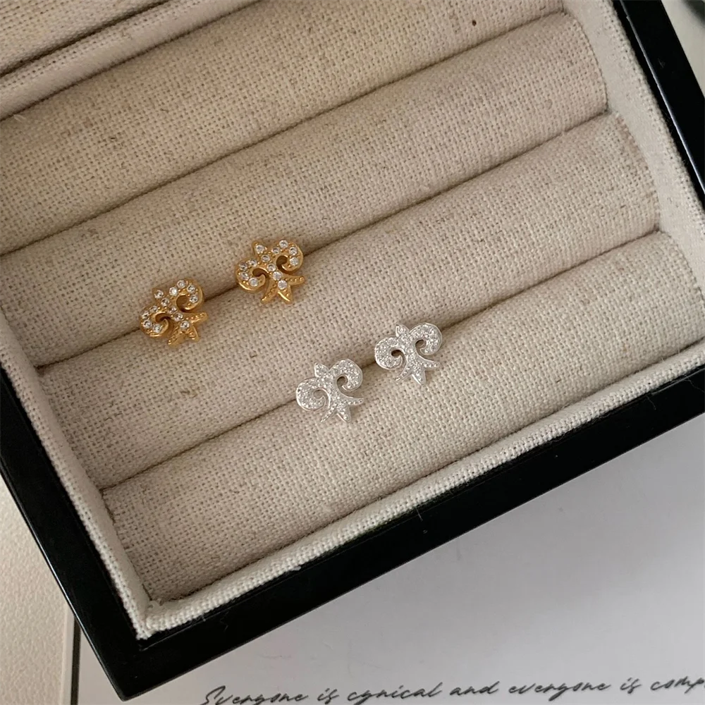 

Women's Korean Style S925 Sterling Silver Stud Earrings, Zircon-Embedded Iris Flower, Vintage Niche Versatile Jewelry